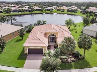 16212 Diamond Bay Dr, Wimauma, FL 33598