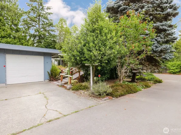 6521 SE Mile Hill Drive #17, Port Orchard, WA 98366