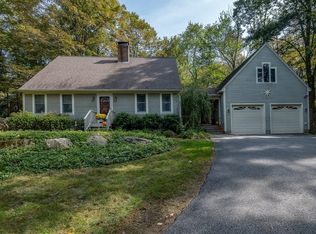 152 Warren Rd, Brimfield, MA 01010