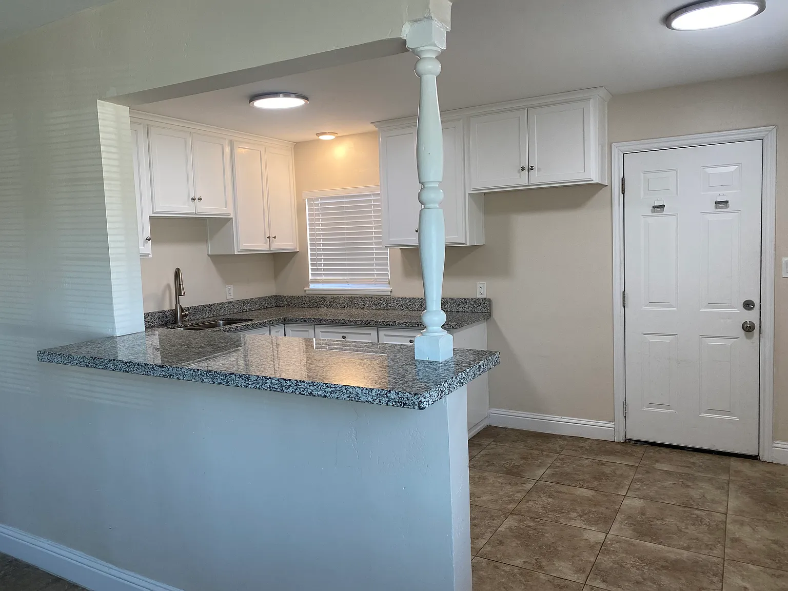 4 bed, 1540 sqft, $2,200 — Photo 2