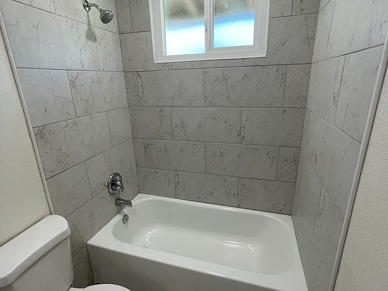 2840 Fulop St #B — Photo 17