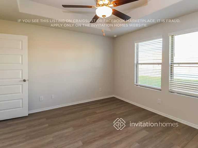 10727 Sunlit St — Photo 11