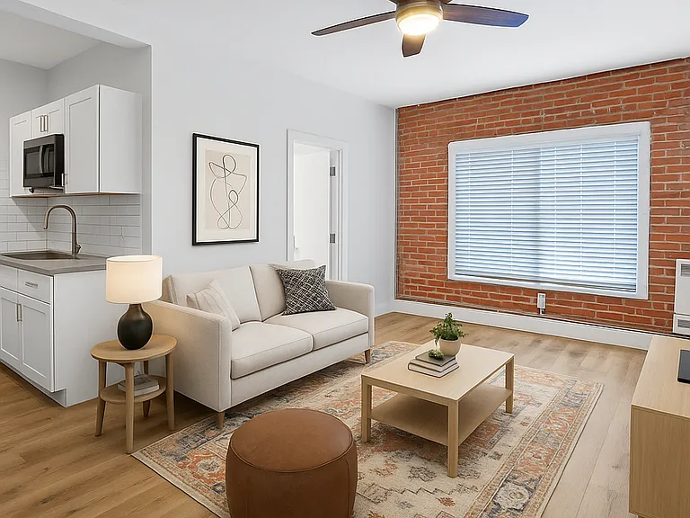 4 WEEKS FREE ON A 13 MONTH LEASE — Photo 9