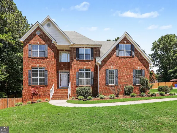 165 Normandy Dr, Fayetteville, GA 30214