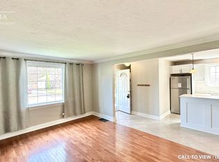190 Highland Ave #1, Oshawa, ON L1H 6A8