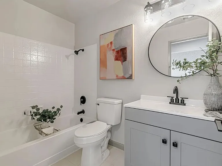 4772 Mendocino Ter — Photo 10