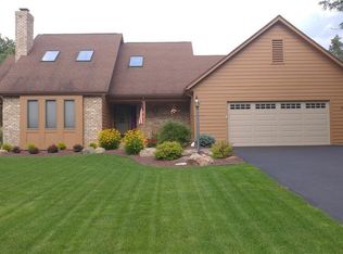 40 Laurelcrest Dr, Spencerport, NY 14559