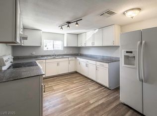 2713 Valley St, Las Vegas, NV 89101