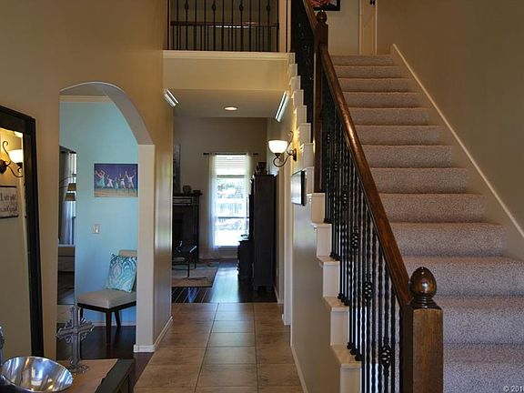 5th image of 2303 Boardwalk Cir