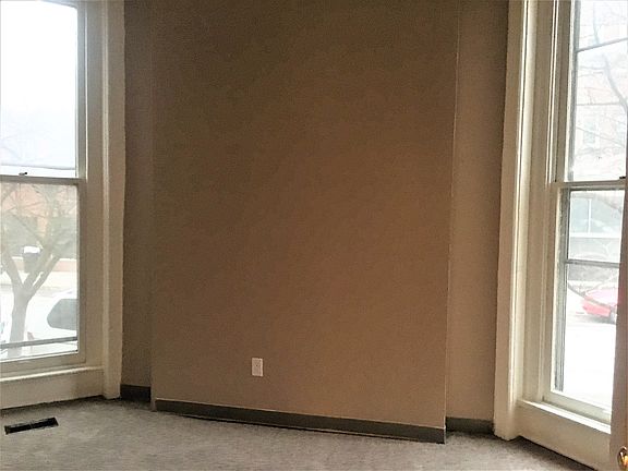 5th image of 1200 S 6th St APT 1