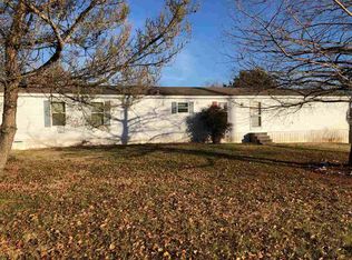 56 Halls Store Rd, Russellville, KY 42276