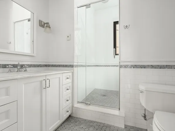 104 West 70th Street image 11 of 16