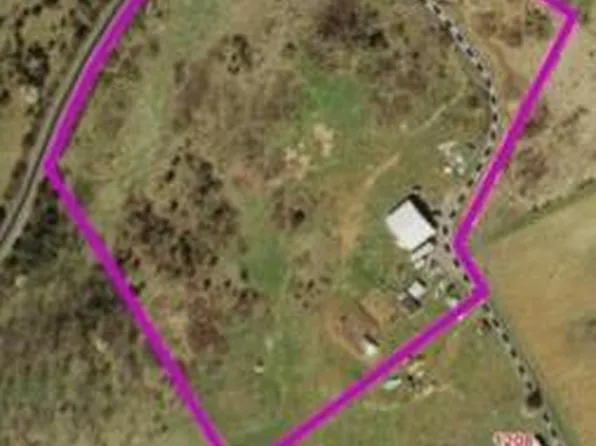 1212 Quarry Rd, Castlewood, VA 24224