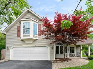 1515 Harwarden St, Wheaton, IL 60187