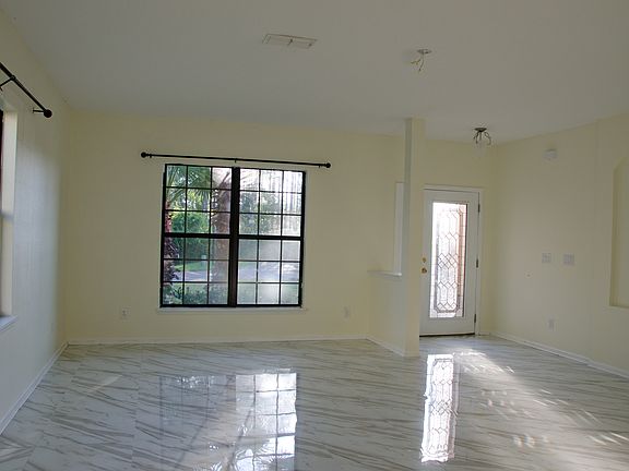 3rd image of 256 S Arabella Way