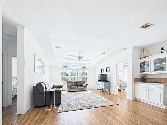 3rd image of 13120 Spring Warrior Rd