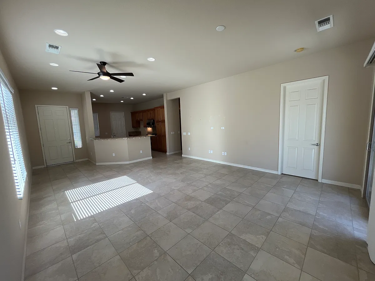 Building Photo - 81682 Avenida Alturas