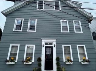 12 Trumbull St #1, Stonington, CT 06378