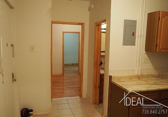 5th image of 40 Wyckoff St APT 1