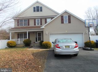 15 Saw Mill Dr, Pemberton, NJ 08068