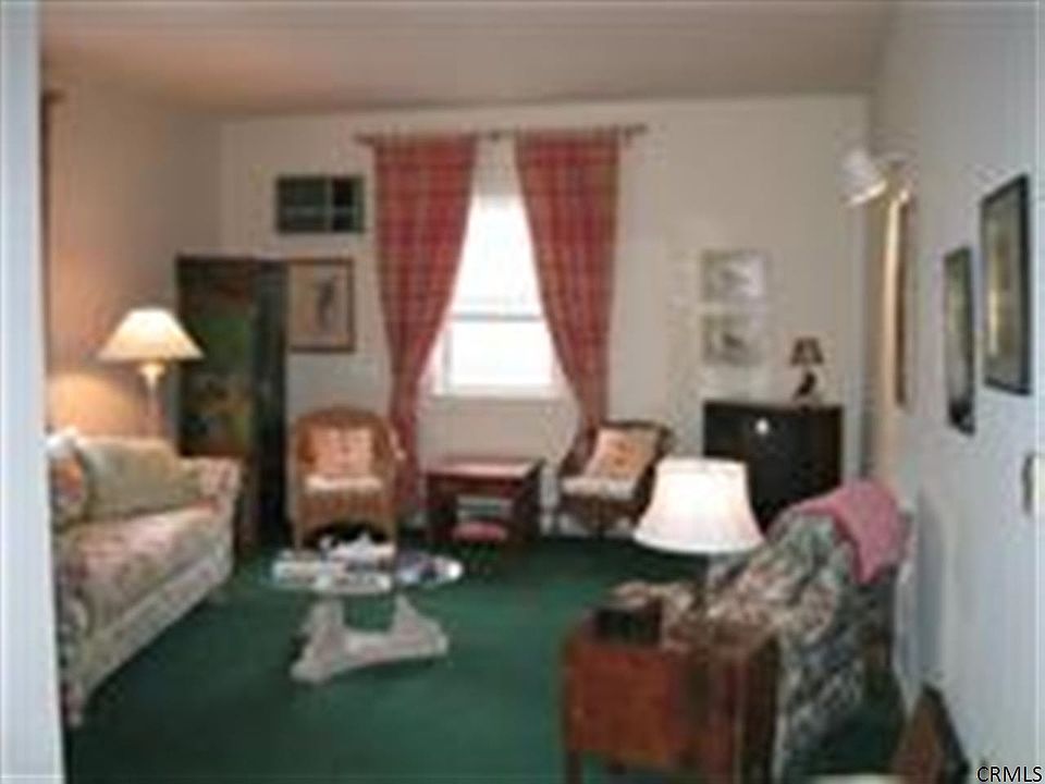 2nd image of 37 Clark St