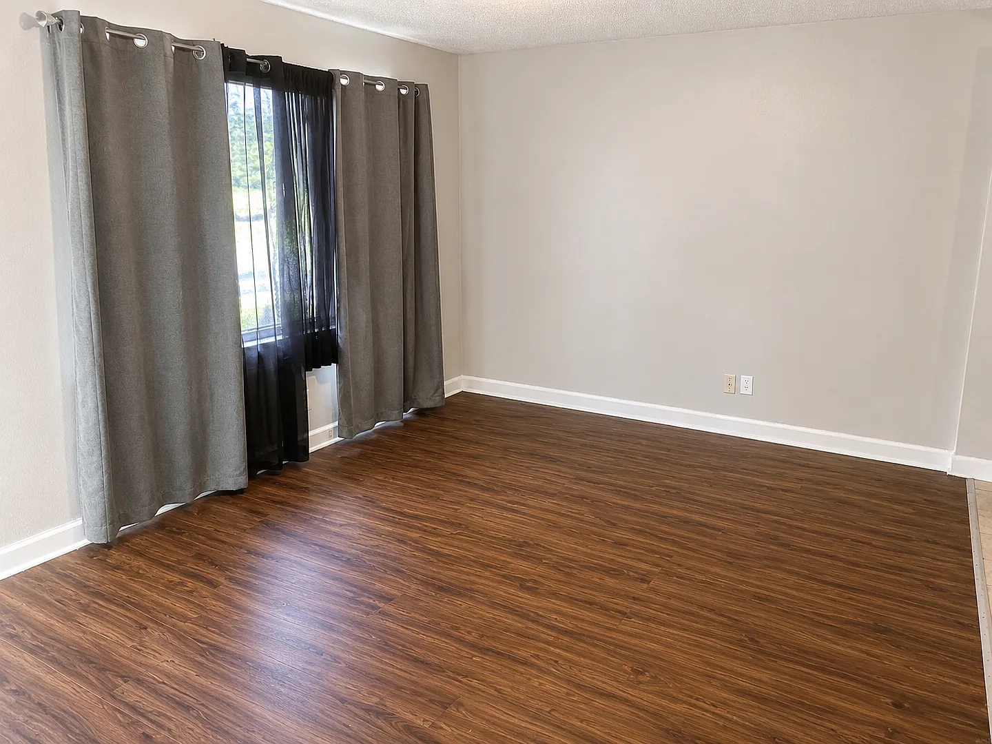 Half Off Security Deposit Move-In Special! — Photo 2