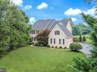 154 Forest Dr, Kennett Square, PA 19348