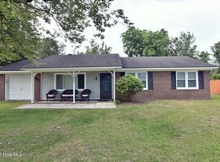 4626 Lord Elkins Rd, Wilmington, NC 28405