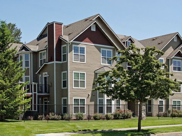 400 Springtree Ln #450