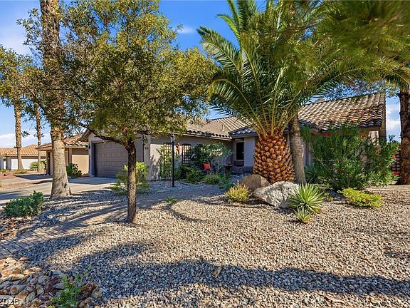 4th image of 860 Coral Cottage Dr