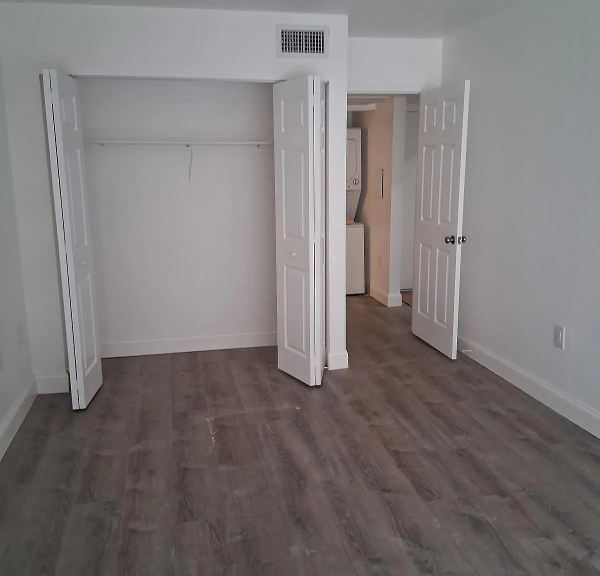 2205 Belleair Rd — Photo 3