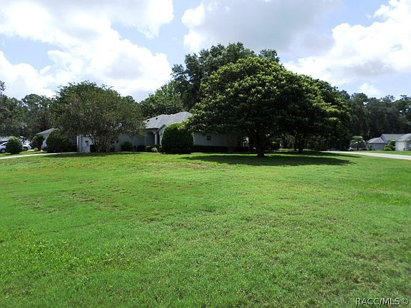 5th image of 9093 SW 192nd Court Rd