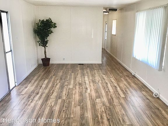 3rd image of 954 Henderson Ave #160