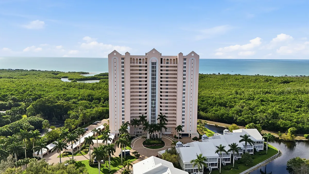 Building Photo - 6101 Pelican Bay Blvd #1