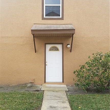 2nd image of 1834 Clearbrooke Dr