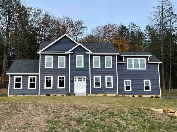 35 Indian Rock Road, Bedford, NH 03110