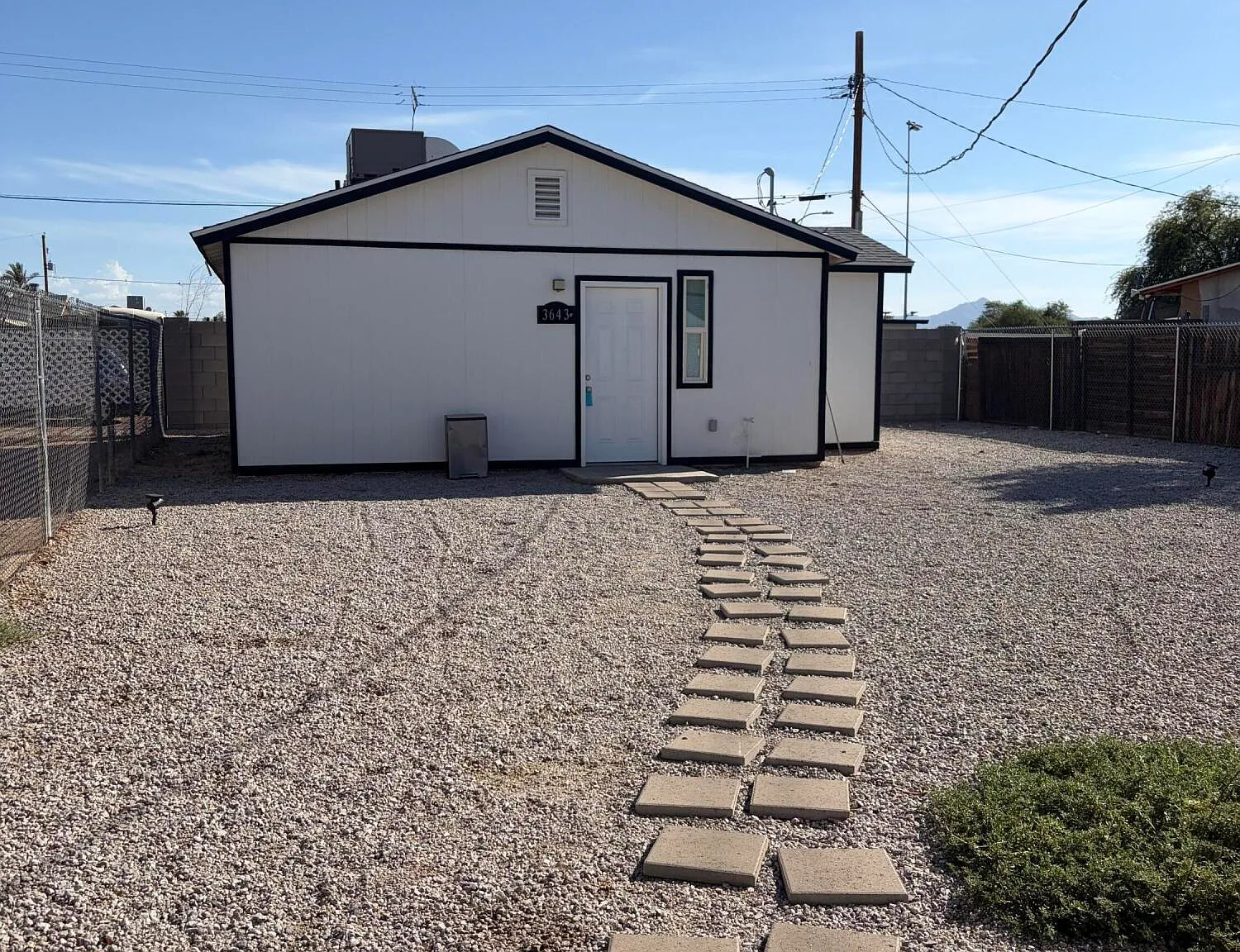 1 bed, 1.0 bath, 587 sqft, $1,500 — Photo 2