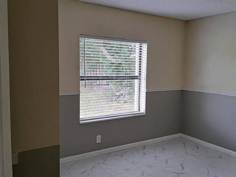 5934 Deerfield Pl — Photo 7