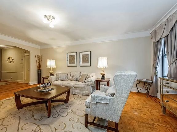 2nd image of 81 Ocean Pkwy APT 3N
