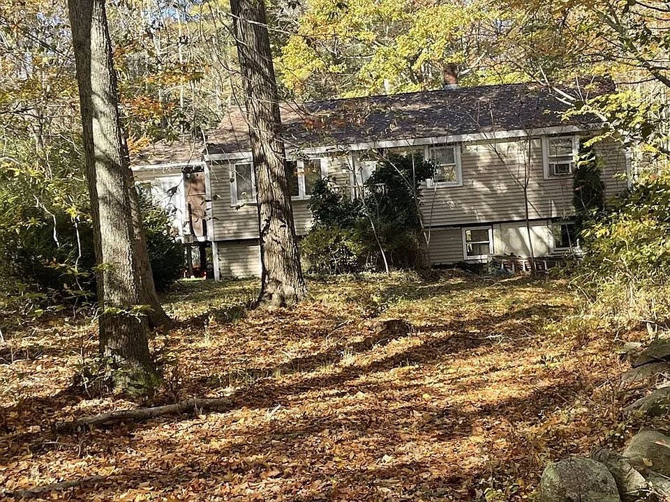 1st image of 28 Lakeside Ave