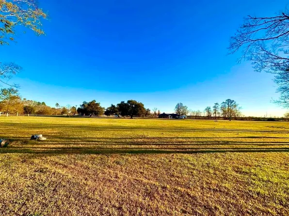 792 Highway 652, Raceland, LA 70394