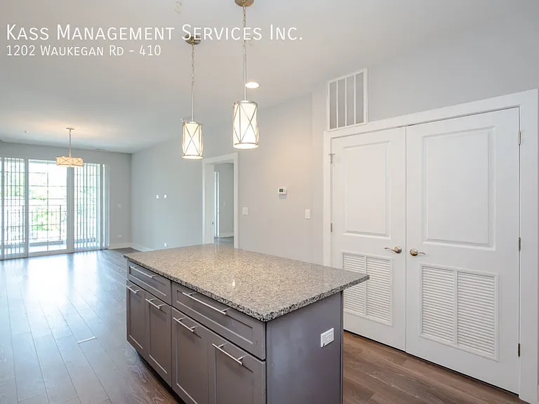 1202 Waukegan Rd, Glenview, IL — Photo 51