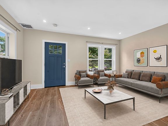4th image of 3601 S St NW