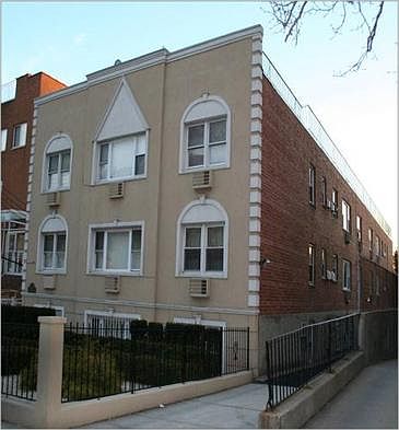 1st image of 11950 Metropolitan Ave APT 3A