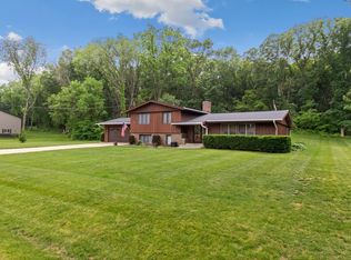 2073 Grand Detour Rd, Dixon, IL 61021