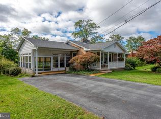 5009 Irene Dr, Harrisburg, PA 17112