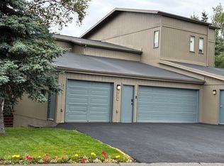 213 W 22nd Ave #302, Anchorage, AK 99503