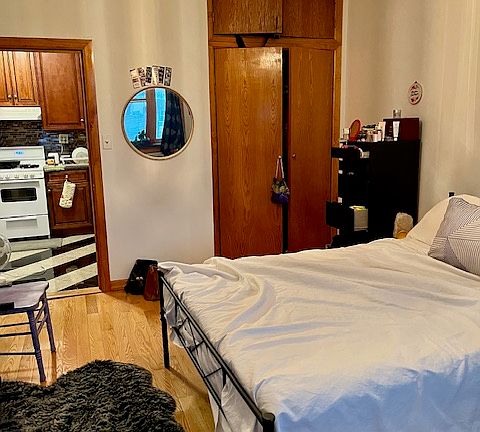 2nd image of 113 Diamond St APT 4