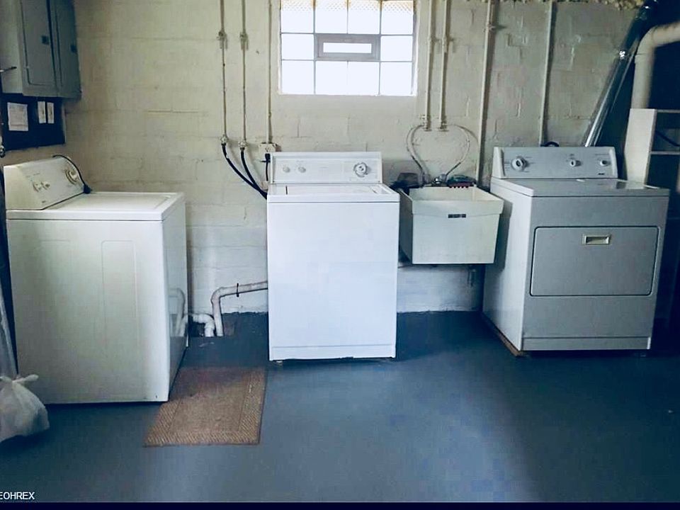1st image of 4403 W 48th St