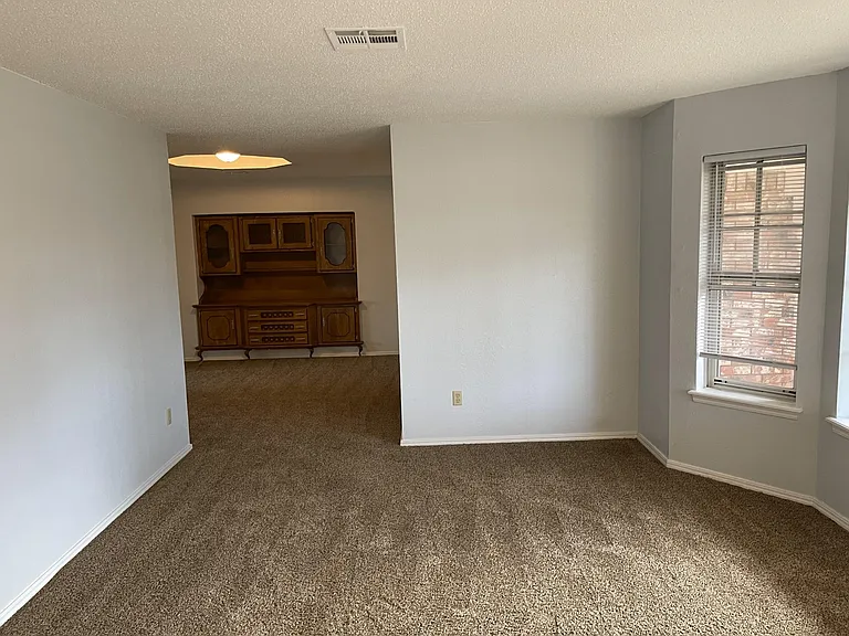 6209 NW 83rd St — Photo 34